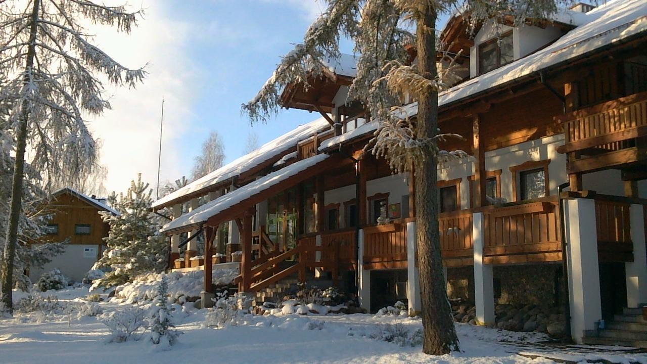 Stajnia Sarnowek Nad Jeziorem Rozany Rozajny Wielkie ภายนอก รูปภาพ